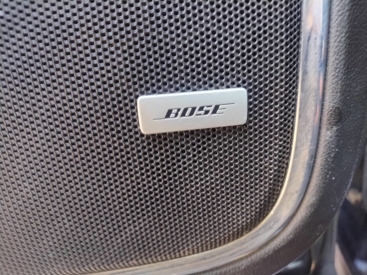 Used 2018 GMC Yukon XL SLT image 5