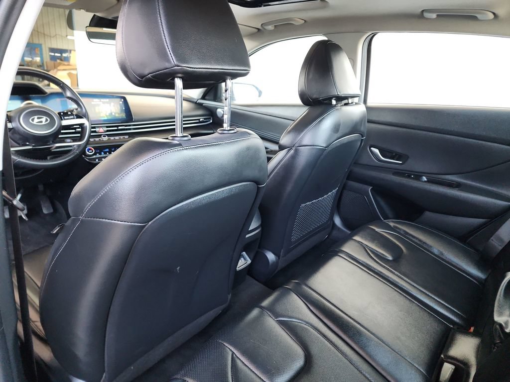 Used 2024 Hyundai Elantra Limited FWD image 38