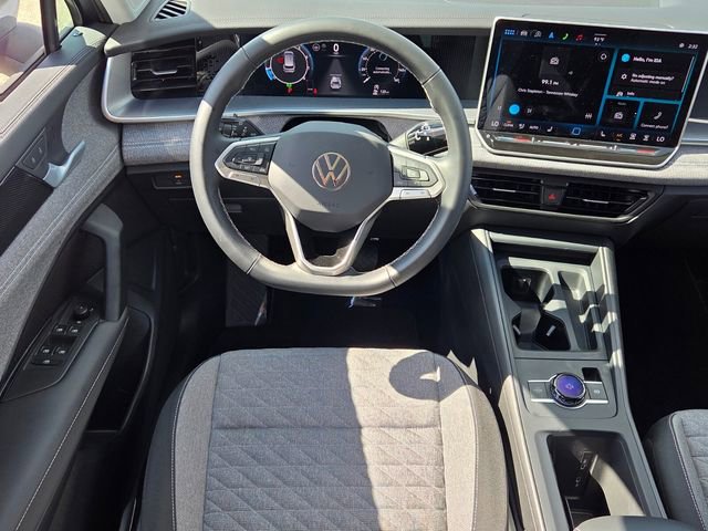 Used 2025 Volkswagen Tiguan S image 7