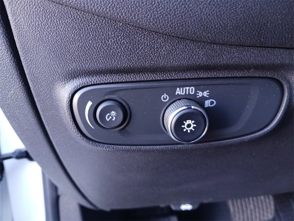 Used 2024 Chevrolet Equinox LT w/ LPO, Floor Liner Package image 34