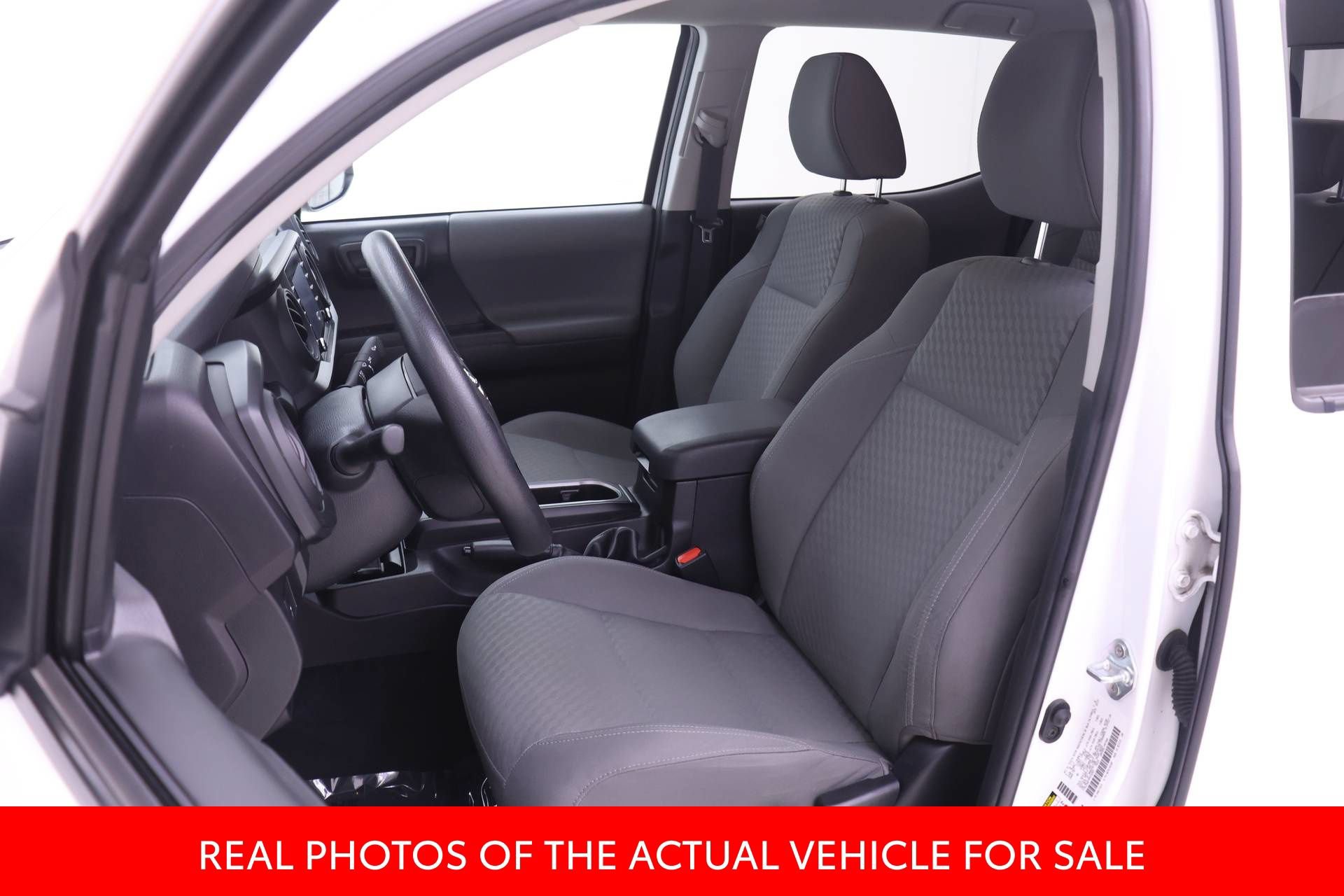 Certified 2023 Toyota Tacoma SR AWD/4WD image 4