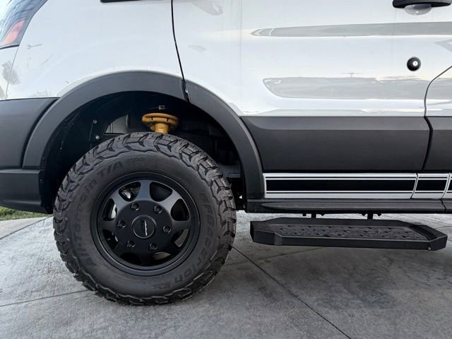 New 2025 Ford Transit 250 148 Medium Roof Extended AWD w/ Load Area Protection Package image 4