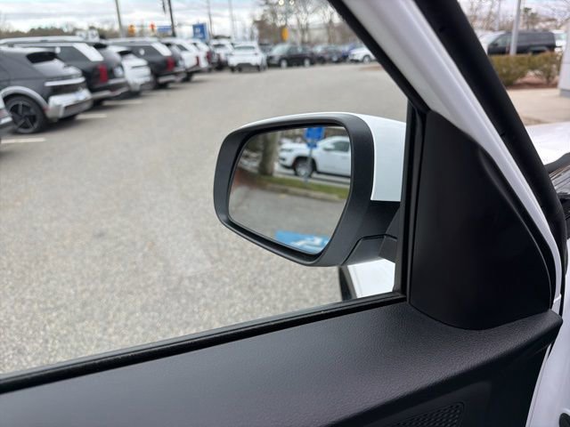 Certified 2026 Hyundai Venue SE image 13