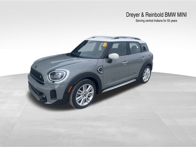 Used 2023 MINI Cooper Countryman S w/ Signature Upholstery Package image 3