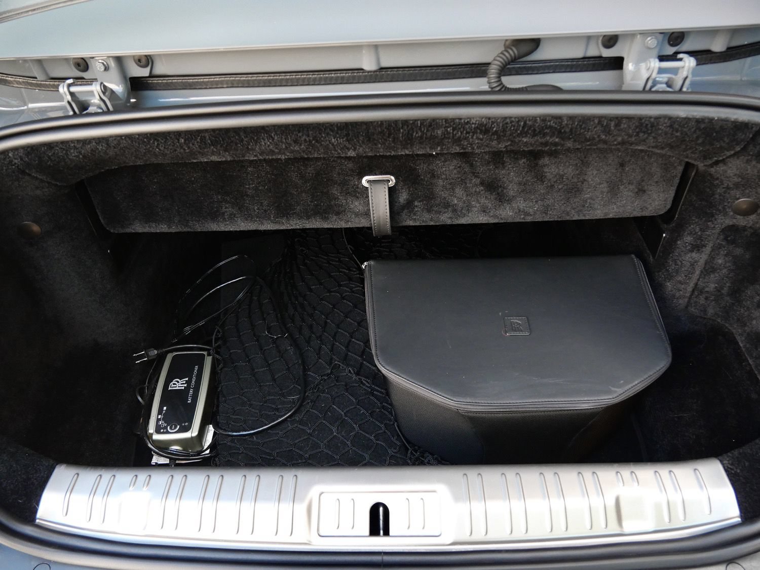 Certified 2020 Rolls-Royce Dawn RWD image 29