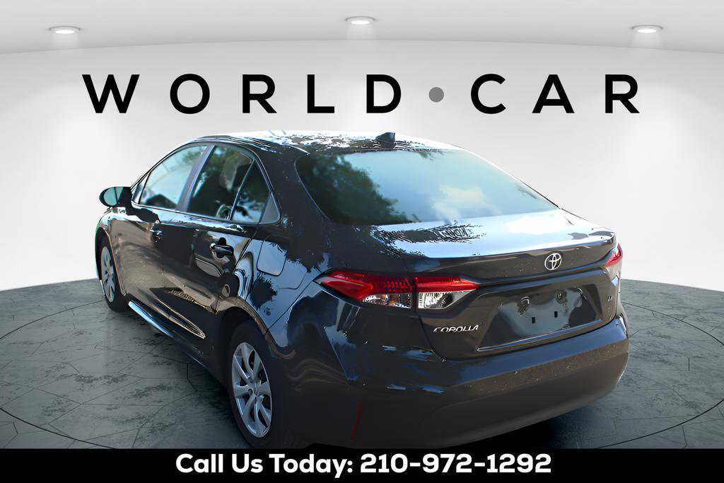Used 2025 Toyota Corolla LE image 6