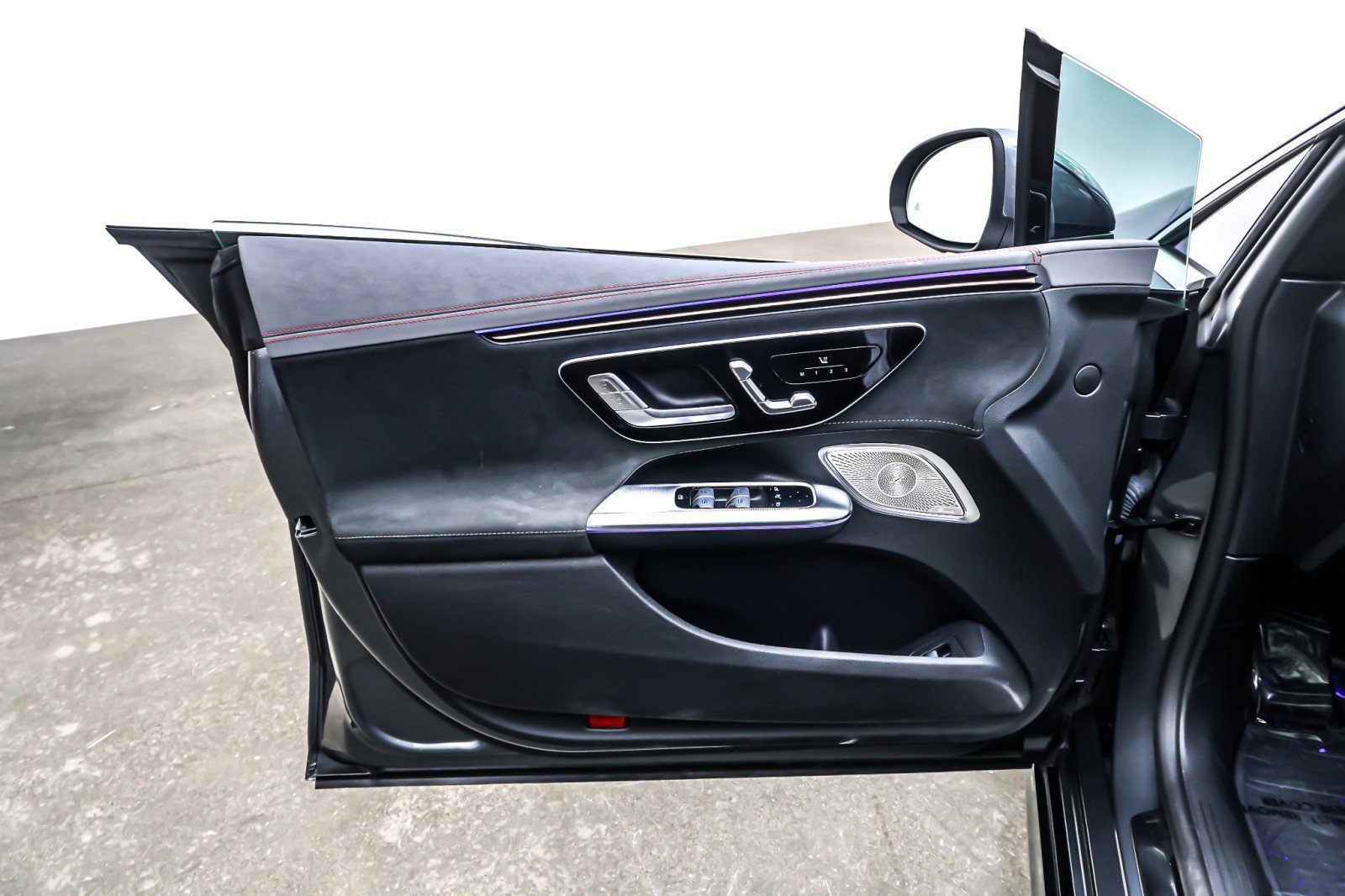 Used 2023 Mercedes-Benz EQE AMG 4MATIC Sedan image 21