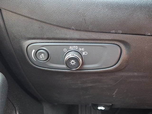 Used 2023 Chevrolet Equinox LS w/ Driver Confidence II Package FWD image 29