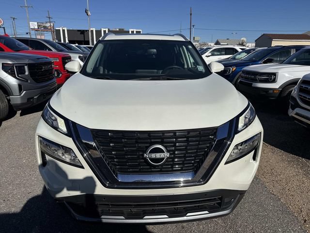 Used 2023 Nissan Rogue SL w/ SL Premium Package FWD image 2
