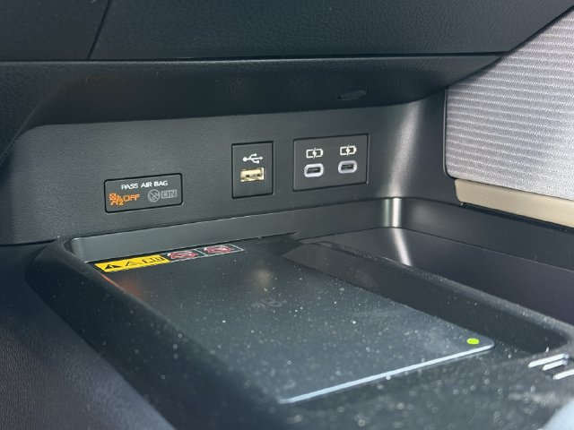New 2026 Toyota Camry SE w/ Convenience Package FWD image 19