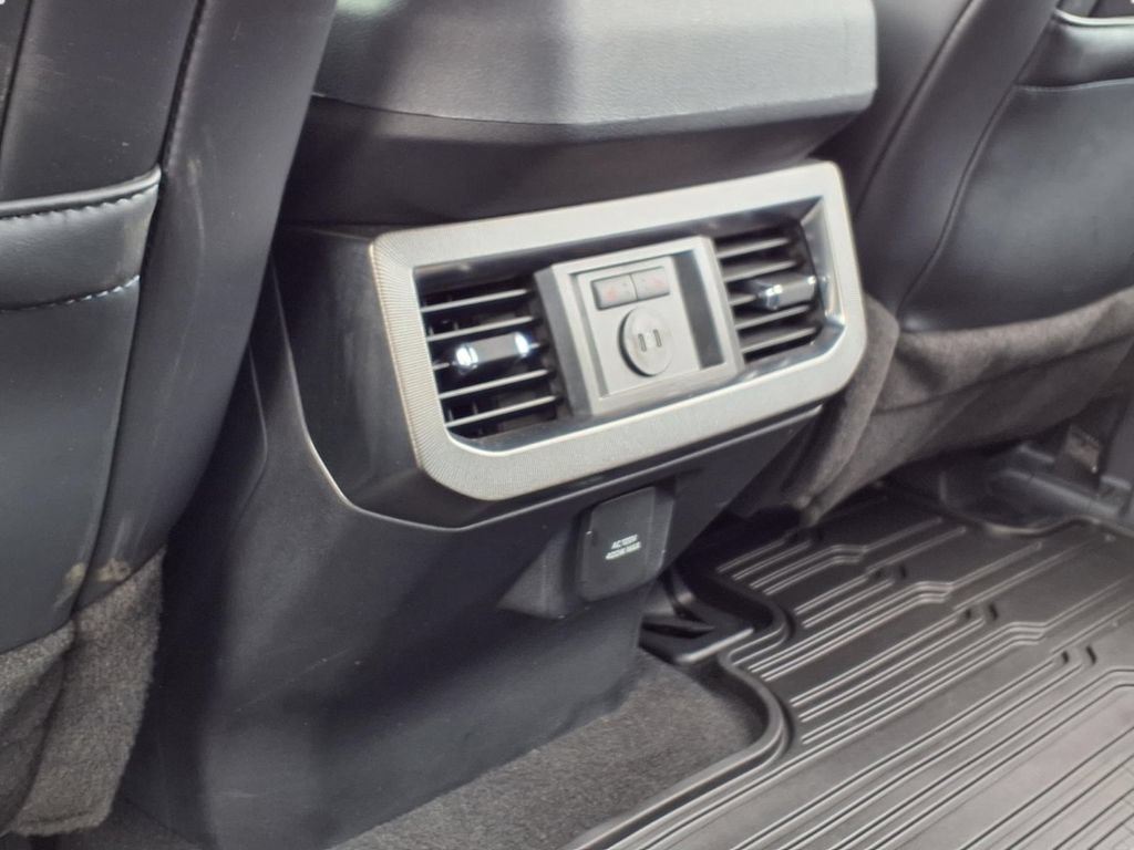 New 2025 Ford F250 Platinum w/ FX4 Off-Road Package AWD/4WD image 26