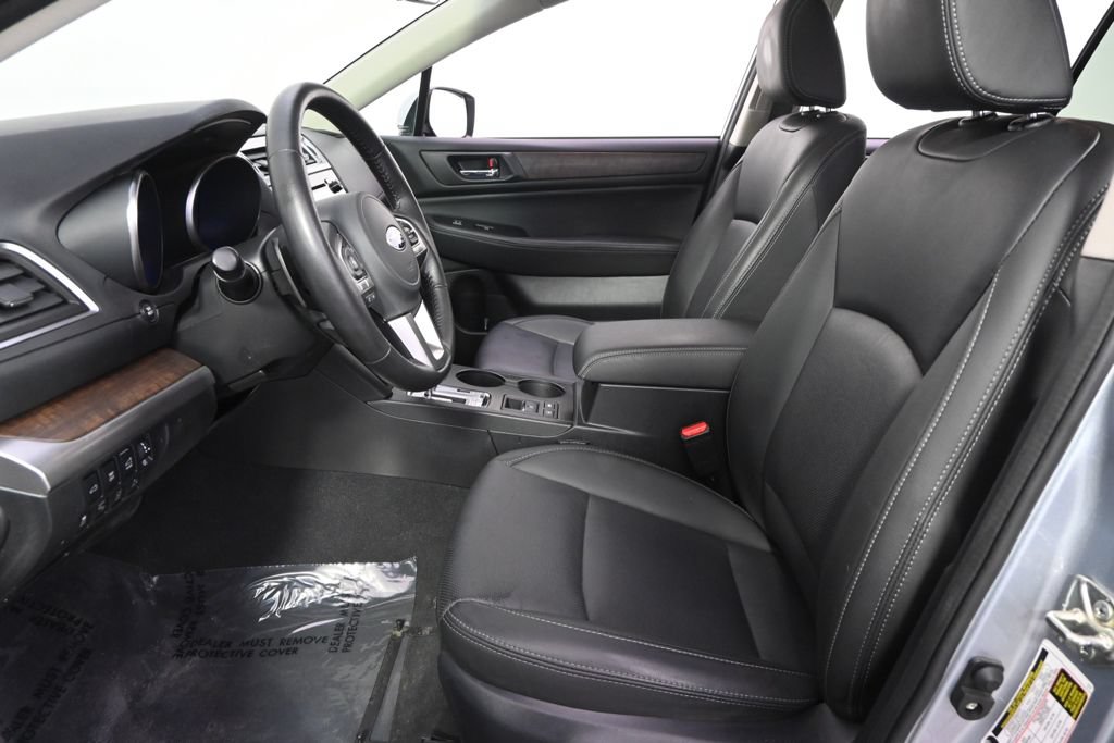 Used 2017 Subaru Outback 2.5i Limited AWD/4WD image 13