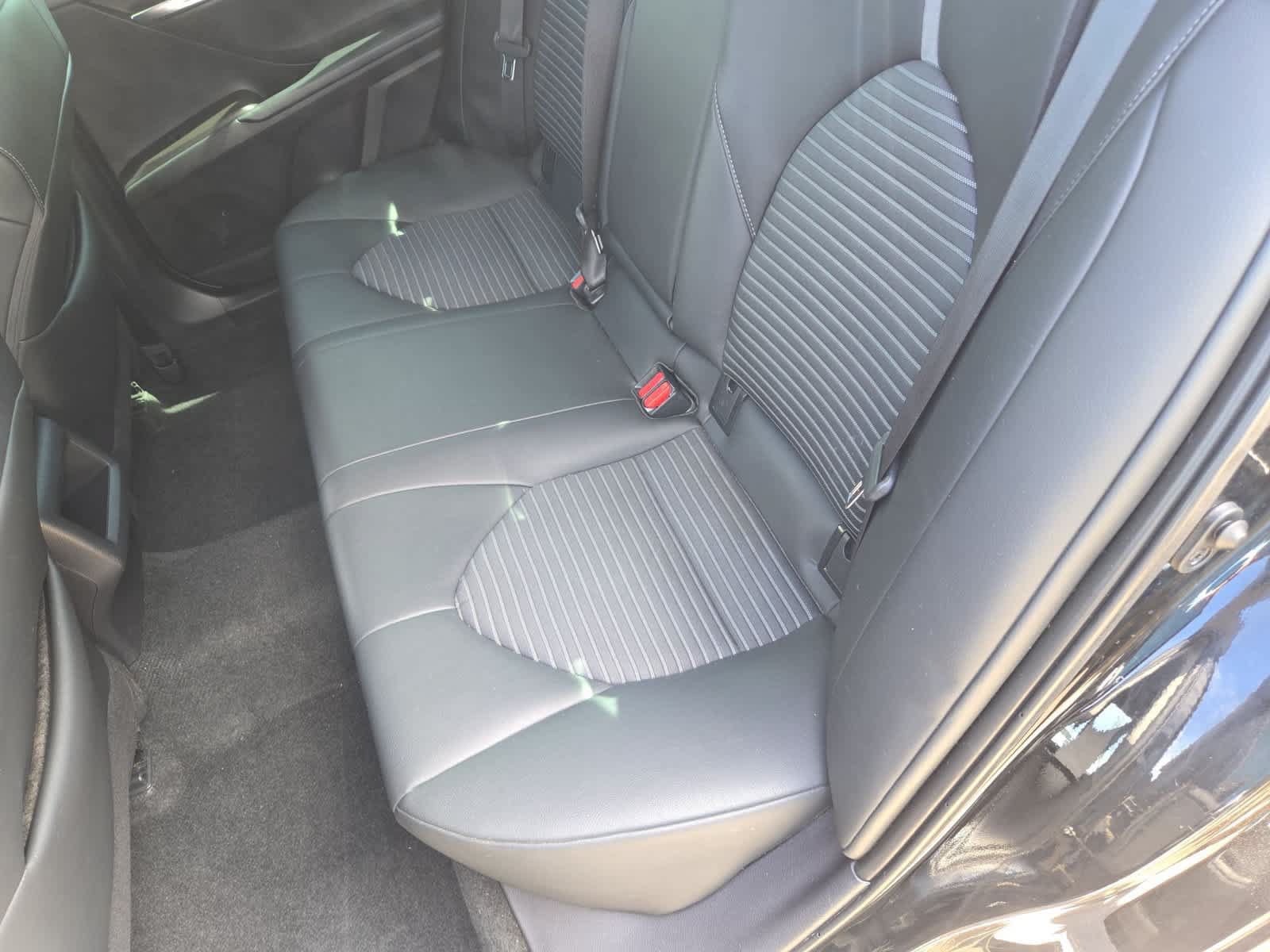 Used 2024 Toyota Camry SE FWD image 20