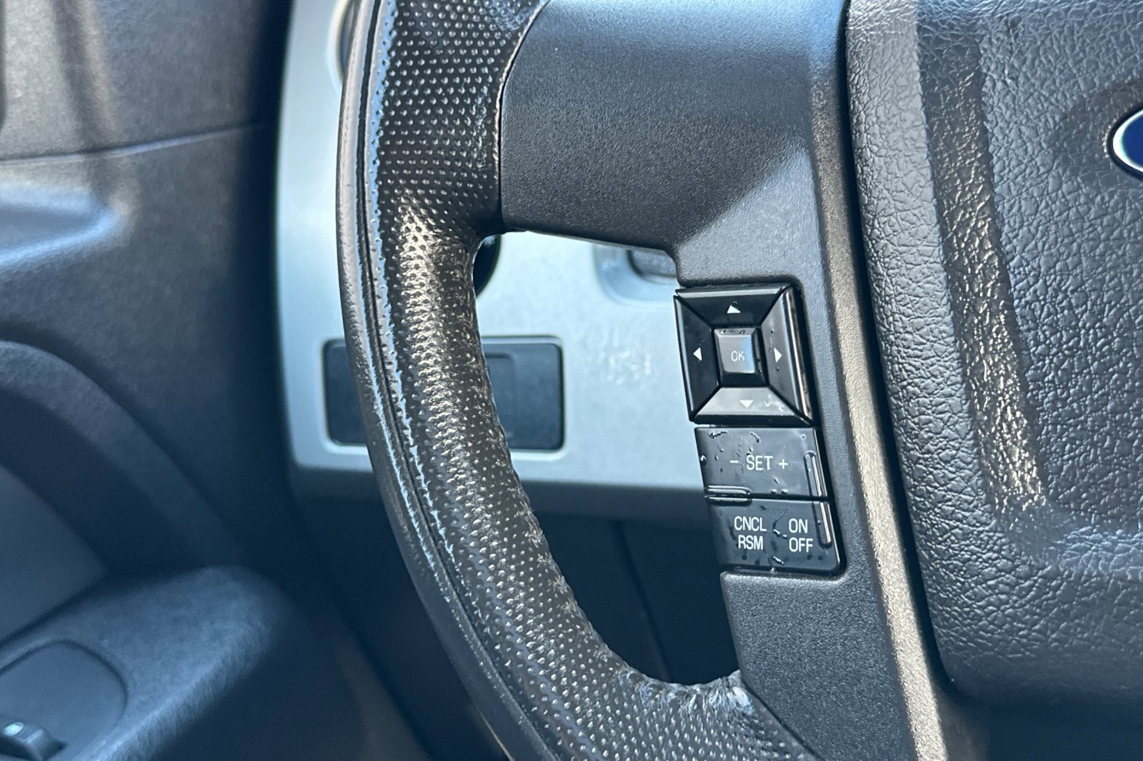 Used 2012 Ford F150 Raptor w/ Raptor Luxury Pkg image 33