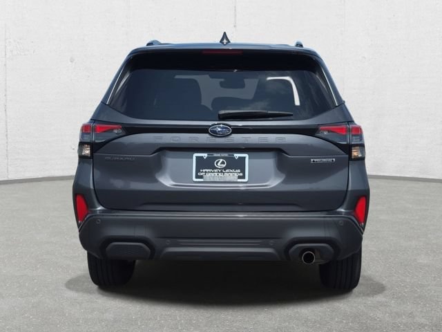 Used 2025 Subaru Forester Touring AWD/4WD image 6