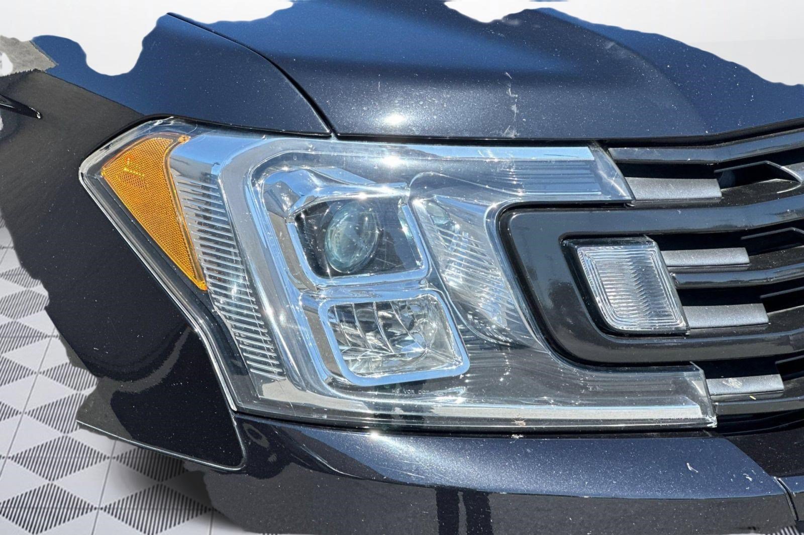 Used 2020 Ford Expedition XLT w/ Equipment Group 202A RWD image 10