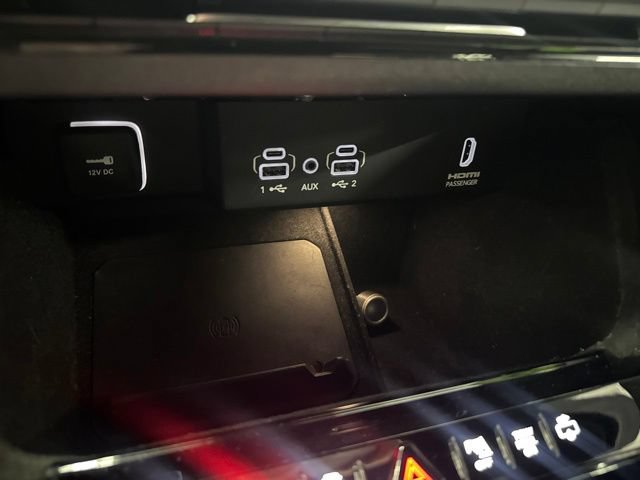 Used 2022 Jeep Wagoneer Series II AWD/4WD image 48
