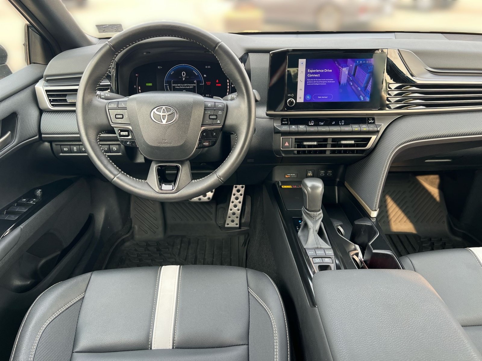 Used 2025 Toyota Camry SE AWD/4WD image 23
