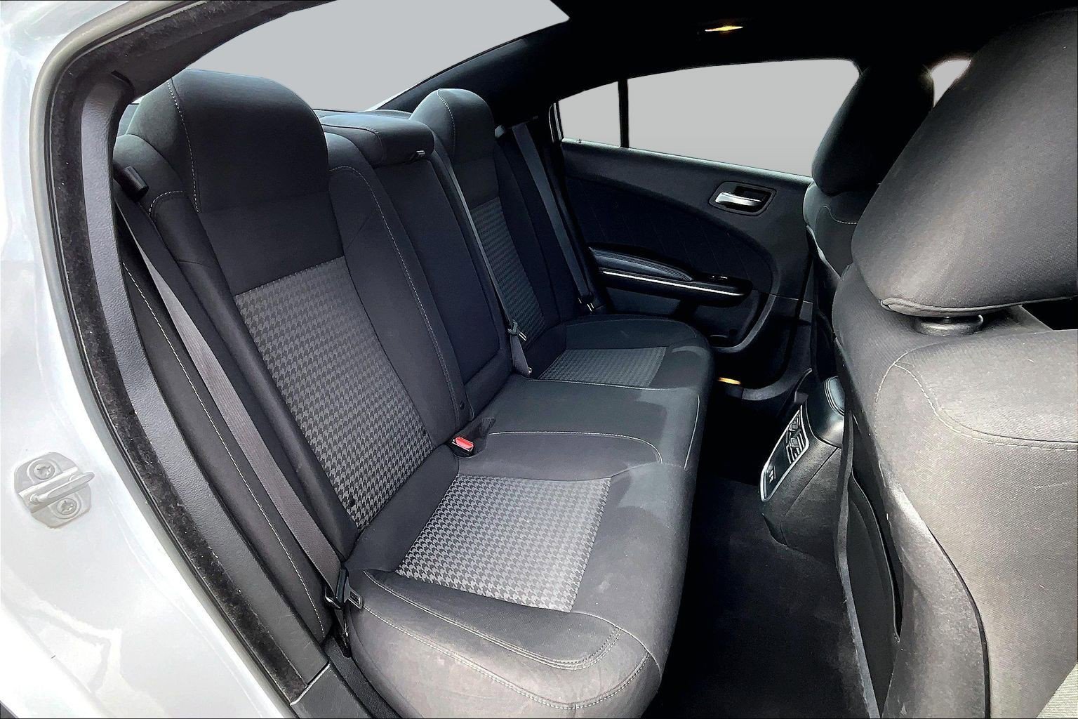 Used 2019 Dodge Charger GT RWD image 19
