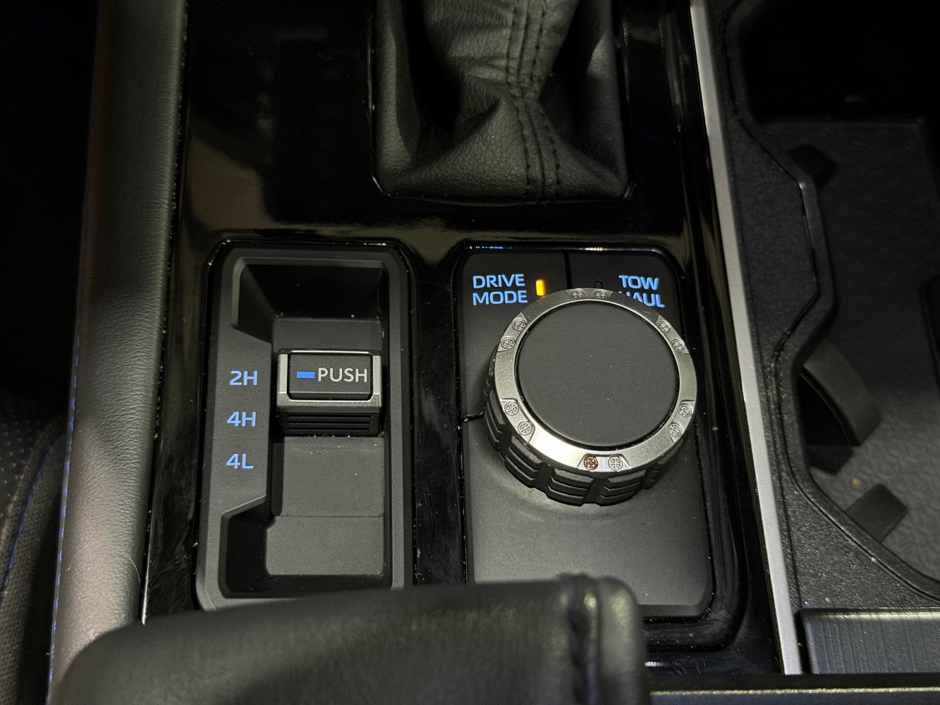 Used 2023 Toyota Tundra Platinum AWD/4WD image 38