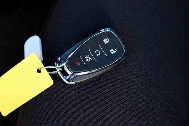 Used 2023 Chevrolet Malibu LT image 36