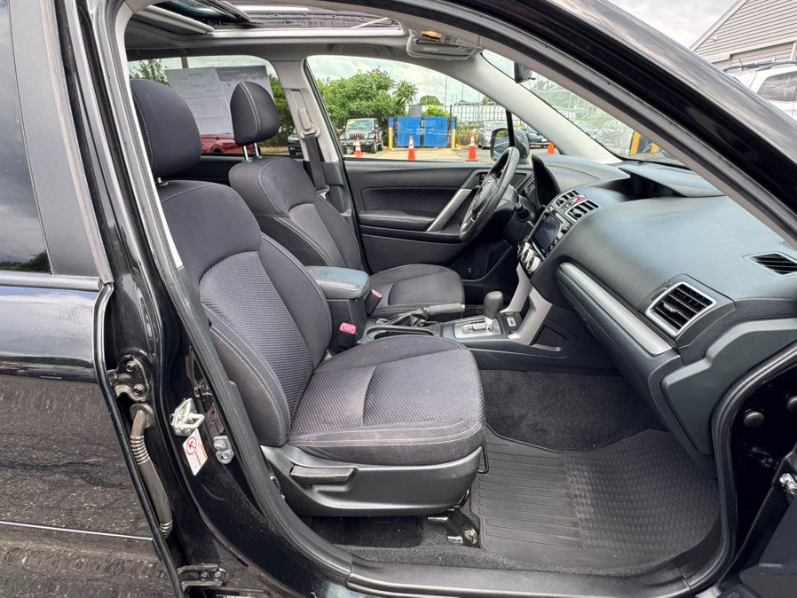 Used 2017 Subaru Forester 2.5i Premium w/ All-Weather Package AWD/4WD image 22