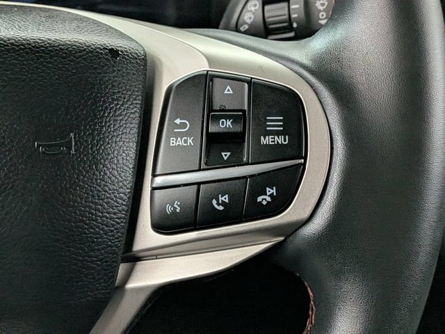 Certified 2025 Ford Explorer Active AWD/4WD image 26