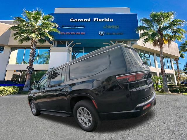 Used 2024 Jeep Wagoneer L 4WD image 8