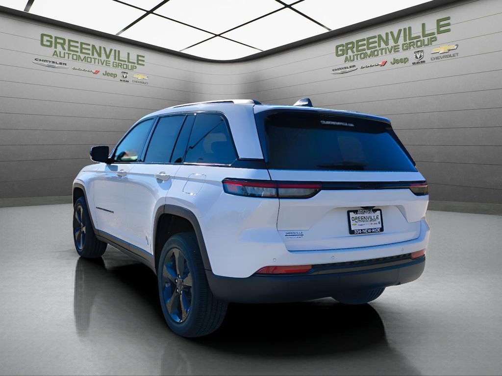 New 2025 Jeep Grand Cherokee Altitude image 5