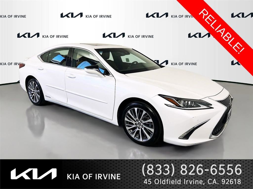 Used 2021 Lexus ES 300h w/ Premium Package image 1