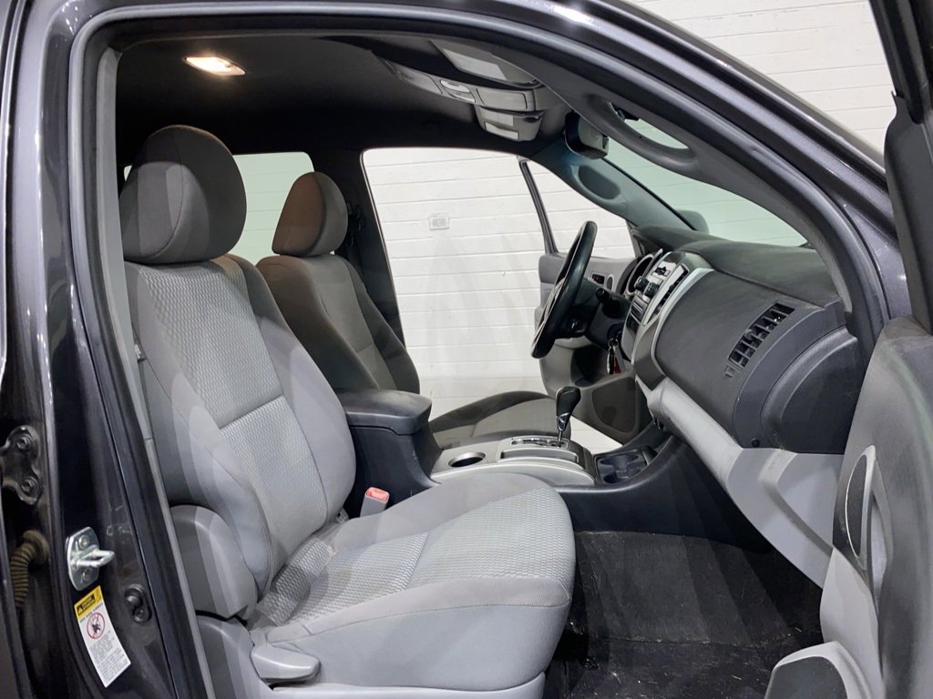 Used 2012 Toyota Tacoma PreRunner image 11
