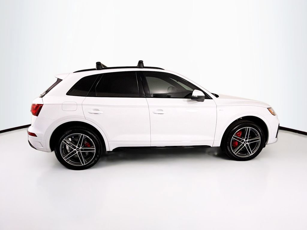 Certified 2025 Audi Q5 e Premium Plus w/ Premium Plus Package AWD/4WD image 4