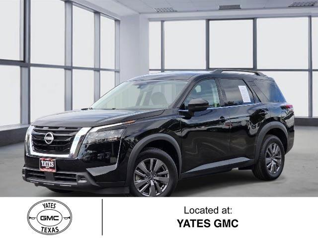 Used 2024 Nissan Pathfinder SV