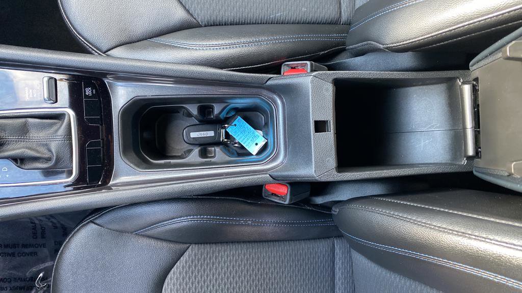 Used 2024 Jeep Compass Latitude image 27