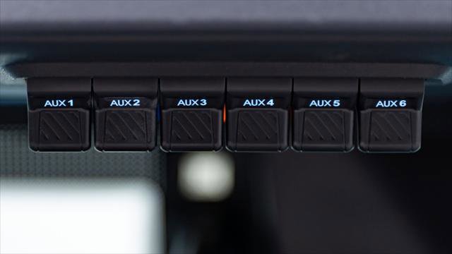 Used 2025 Ford Bronco RETRO image 41