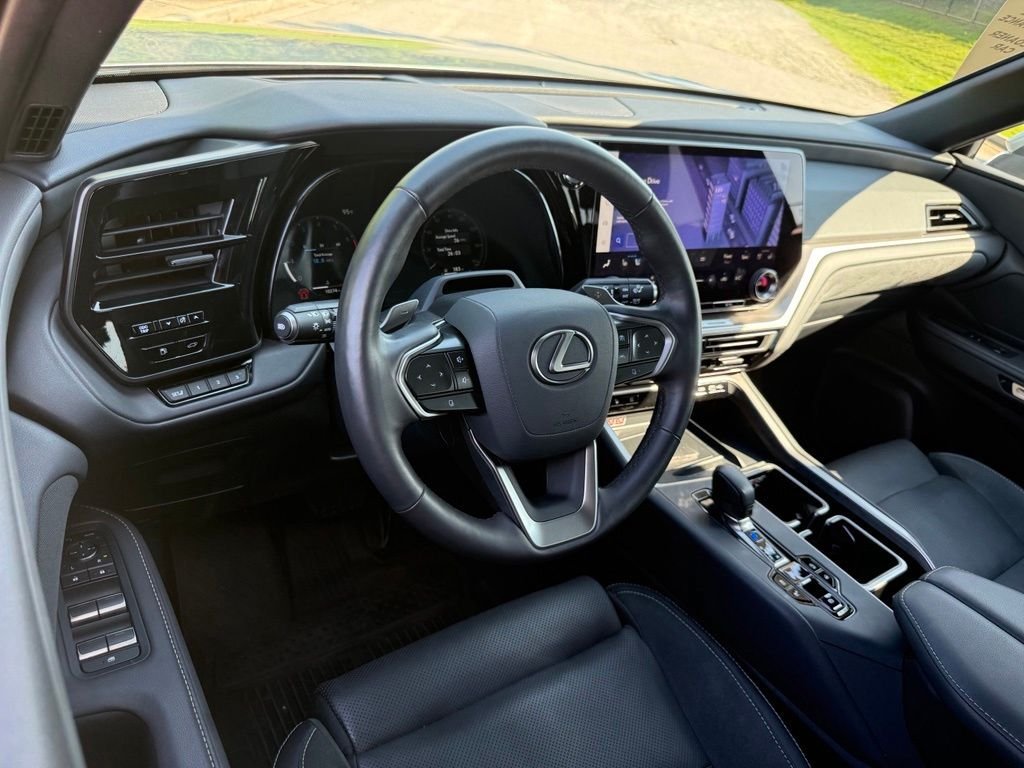 New 2025 Lexus TX 350 AWD image 3