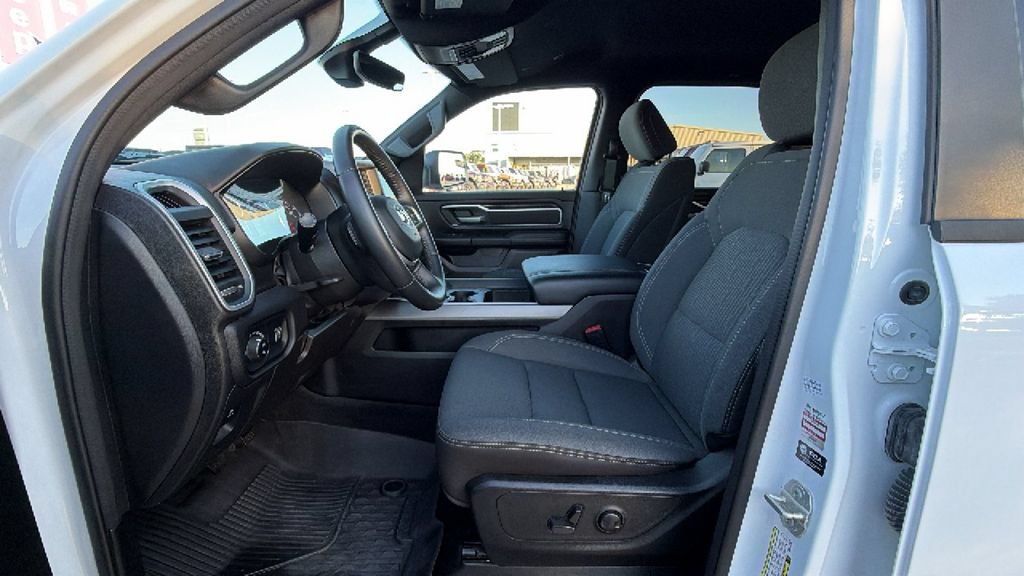 Used 2023 RAM 1500 Big Horn AWD/4WD image 13