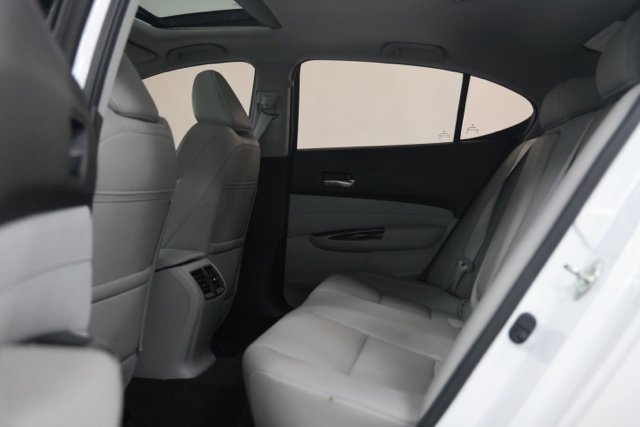 Used 2016 Acura TLX FWD image 34