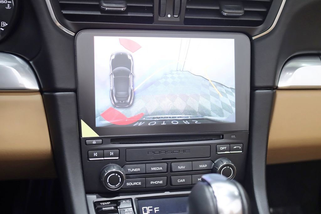 Used 2018 Porsche 911 Turbo image 21