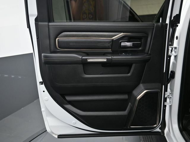 Used 2022 RAM 2500 Limited w/ Night Edition image 10