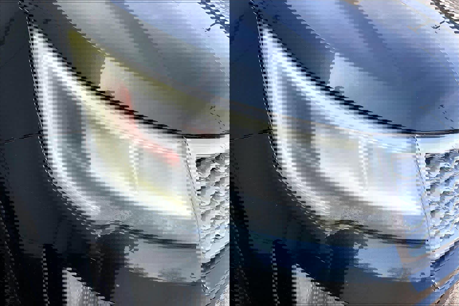 Used 2016 Ford Explorer Platinum image 27