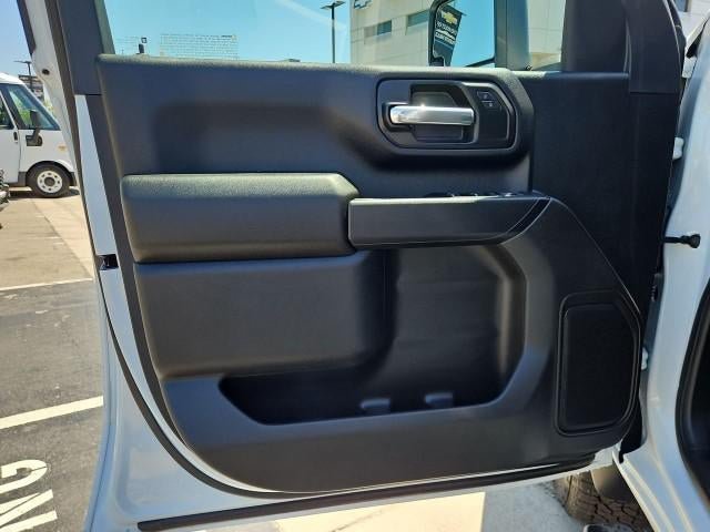 New 2026 Chevrolet Silverado 2500 Custom w/ Custom Value Package RWD image 21