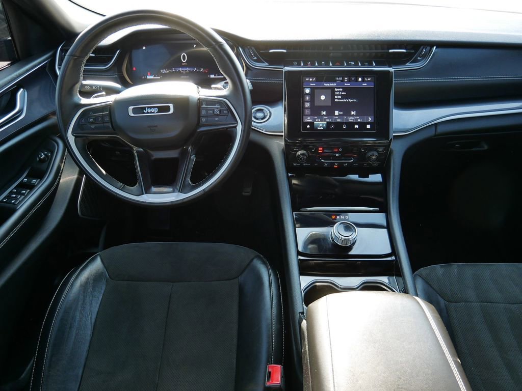 Used 2021 Jeep Grand Cherokee L Laredo image 14