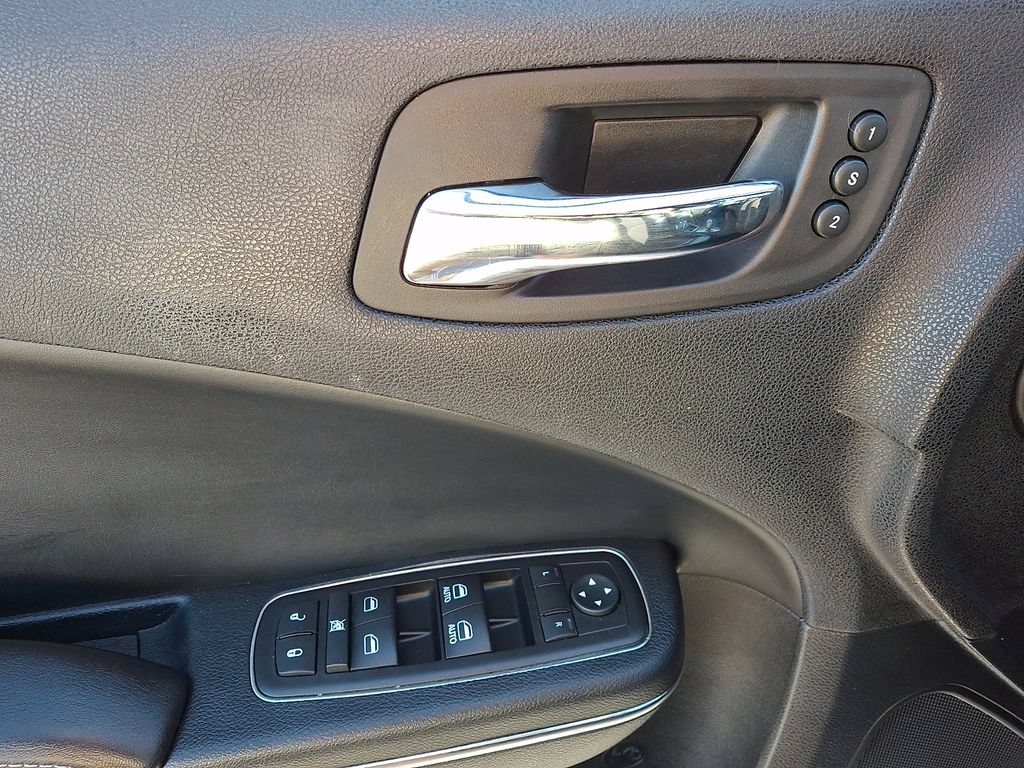 Used 2014 Dodge Charger SXT Plus AWD/4WD image 15