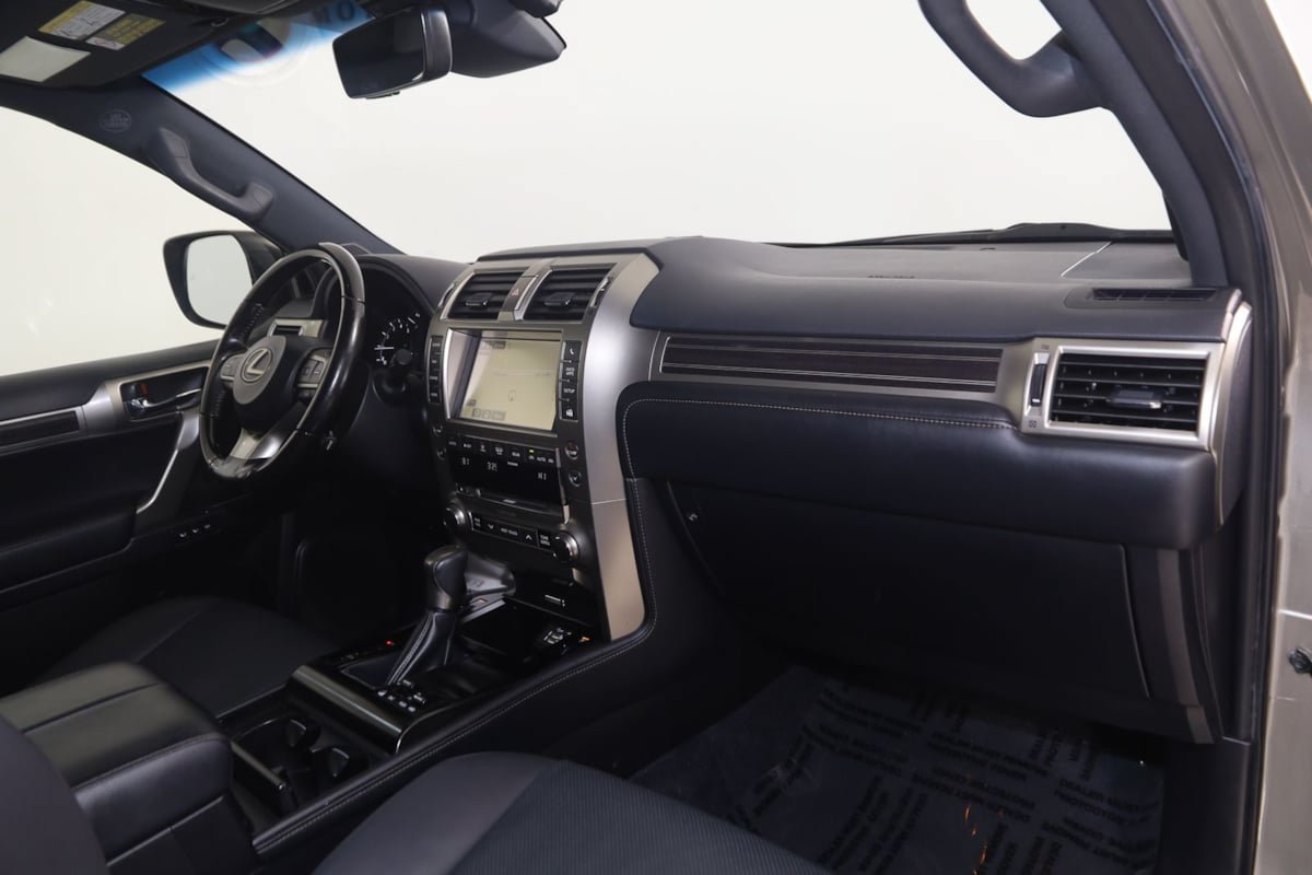 Used 2020 Lexus GX 460 Premium AWD/4WD image 45
