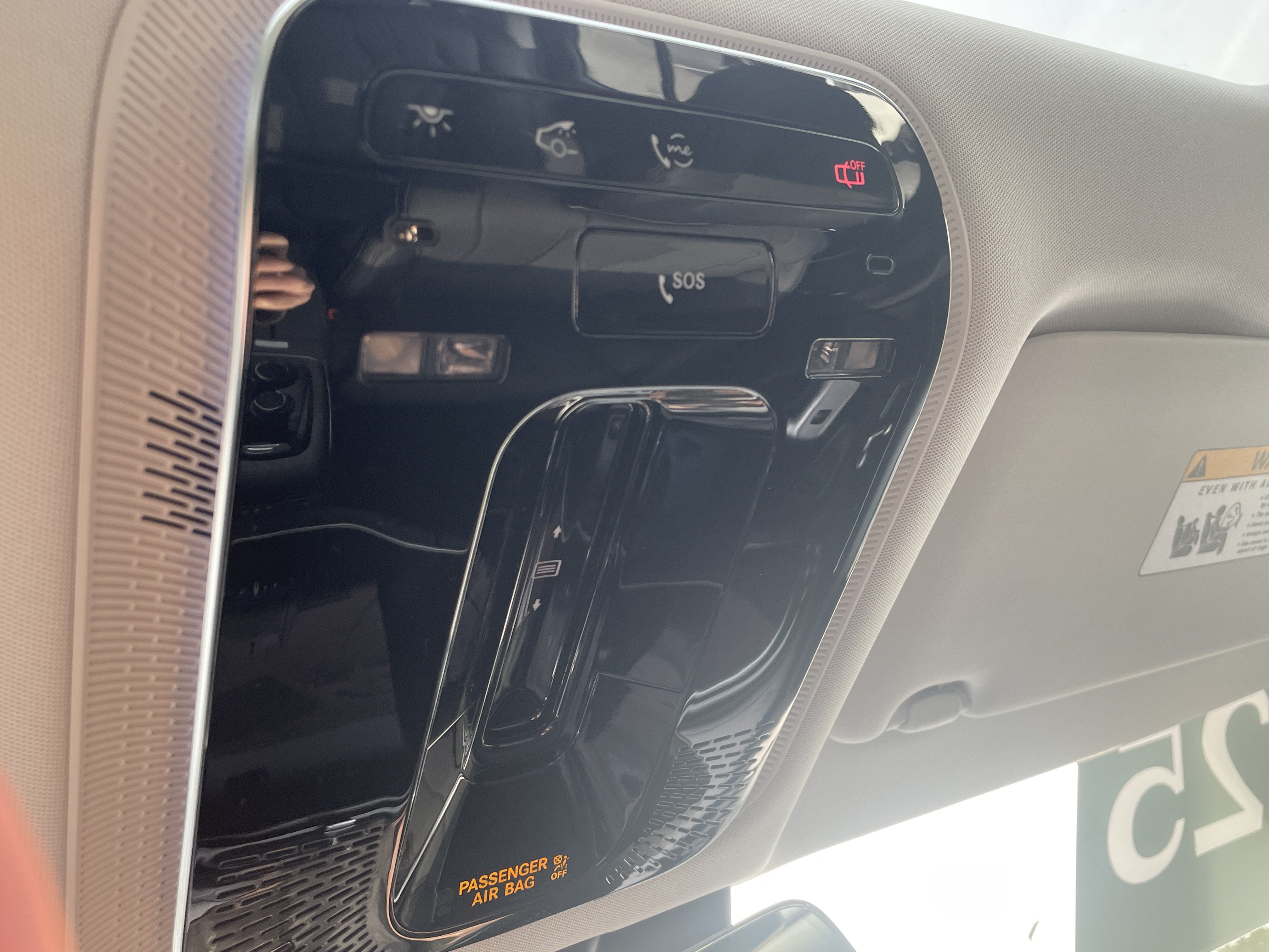 Used 2025 Mercedes-Benz E 350 Sedan image 38
