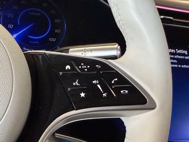 Certified 2023 Mercedes-Benz EQS 580 4MATIC SUV image 23
