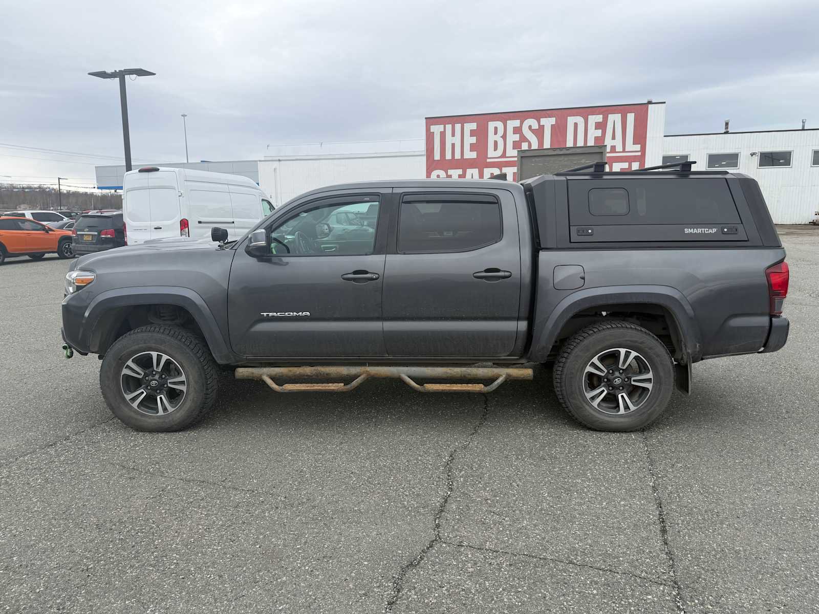 Used 2019 Toyota Tacoma TRD Sport w/ Technology Package AWD/4WD image 2