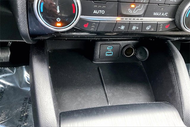 Used 2022 Ford Escape SE w/ Convenience Package image 32