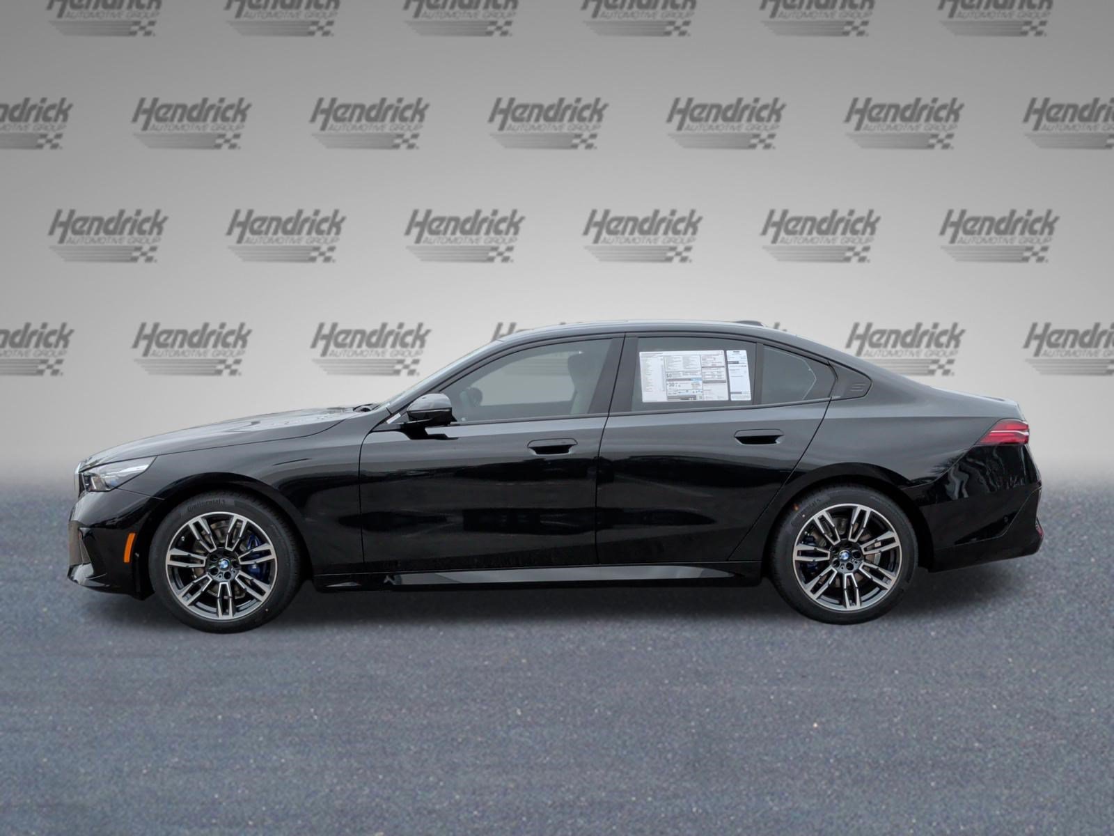 Used 2026 BMW 530i xDrive w/ M Sport Package AWD/4WD image 10